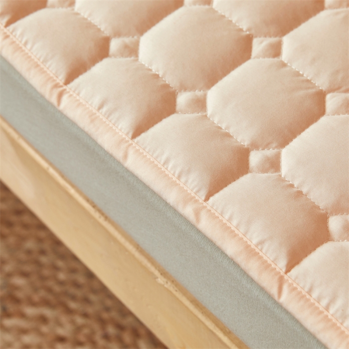 91家纺网 家纺一手货源 找家纺 雯豆学生宿舍上下铺床护垫软垫子加厚榻榻米防滑床褥子 玉米床褥-奶油