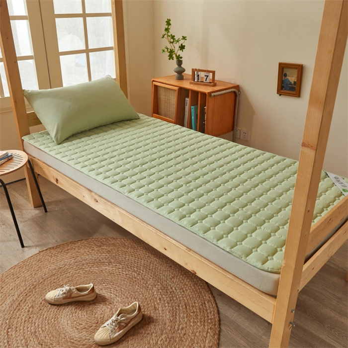 91家纺网 家纺一手货源 找家纺 雯豆学生宿舍上下铺床护垫软垫子加厚榻榻米防滑床褥子 玉米床褥-烟豆青