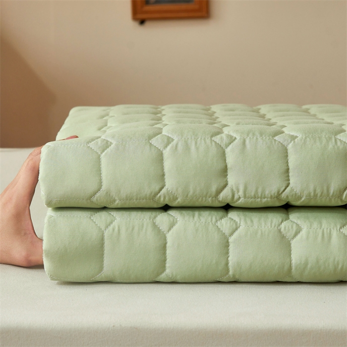 91家纺网 家纺一手货源 找家纺 雯豆学生宿舍上下铺床护垫软垫子加厚榻榻米防滑床褥子 玉米床褥-烟豆青