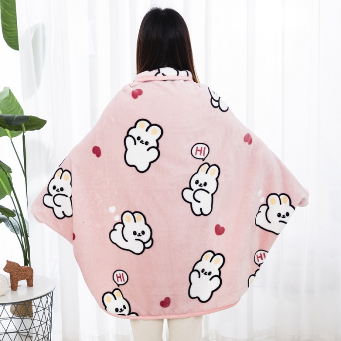 91家纺网 家纺一手货源 找家纺 恋尚羽 2025秋冬爆款印花披肩毯盖毯 萌萌兔粉