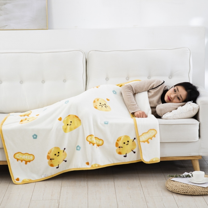 91家纺网 家纺一手货源 找家纺 恋尚羽 2025秋冬爆款印花披肩毯盖毯 奶酪