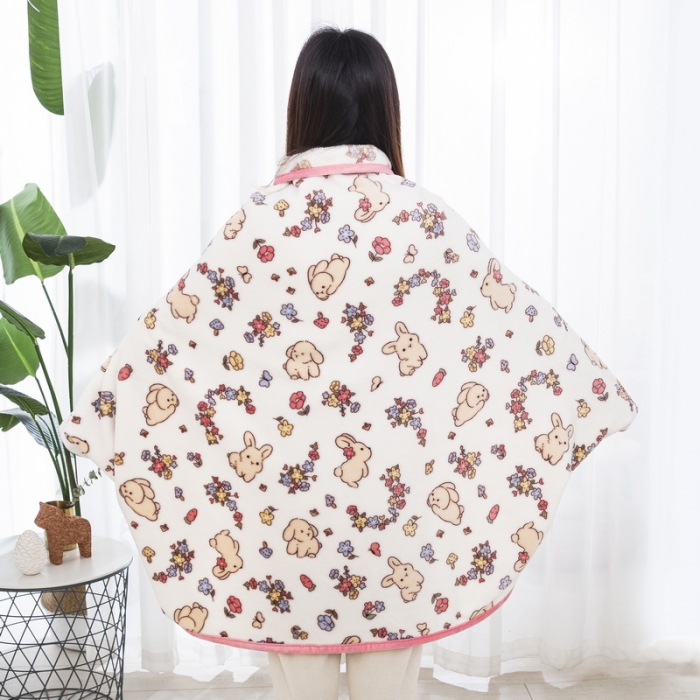 91家纺网 家纺一手货源 找家纺 恋尚羽 2025秋冬爆款印花披肩毯盖毯 花环兔