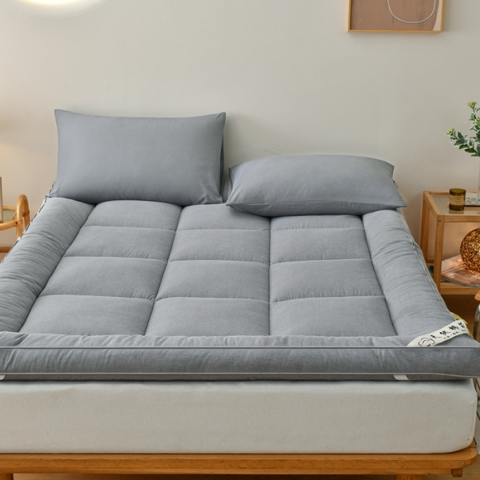 91家纺网 家纺一手货源 找家纺 鑫钰 2023新款纯棉全棉色织水洗床垫整张羽丝棉填充床褥垫褥软垫 冰山灰