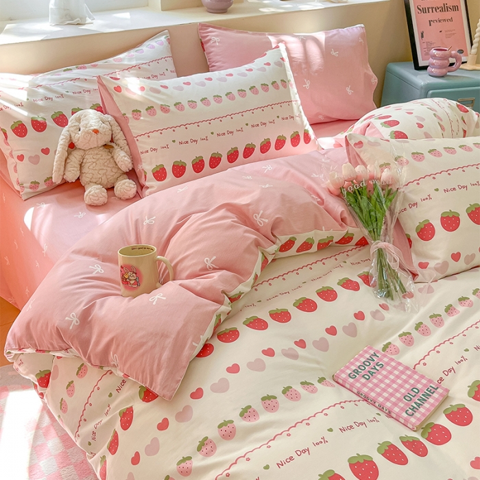 91家纺网 家纺一手货源 找家纺 沐棉 2023新款全棉13372小清新印花四件套 草莓爱心