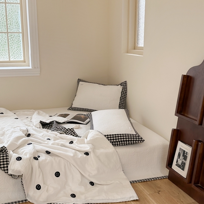 91家纺网 家纺一手货源 找家纺 洋铭区 2023新款水洗棉绣花床盖系列 幸福满满