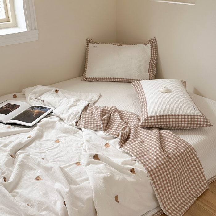 91家纺网 家纺一手货源 找家纺 洋铭区 2023新款水洗棉绣花床盖系列 幸福熊