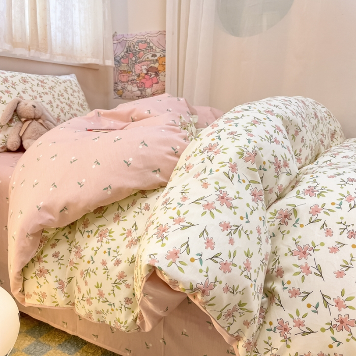 91家纺网 家纺一手货源 找家纺 简宜13070纯棉全棉40支斜纹卡通小清新学生床三件套四件套 倩影粉