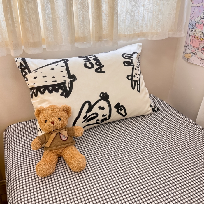 91家纺网 家纺一手货源 找家纺 简宜13070纯棉全棉40支斜纹卡通小清新学生床三件套四件套 简笔画