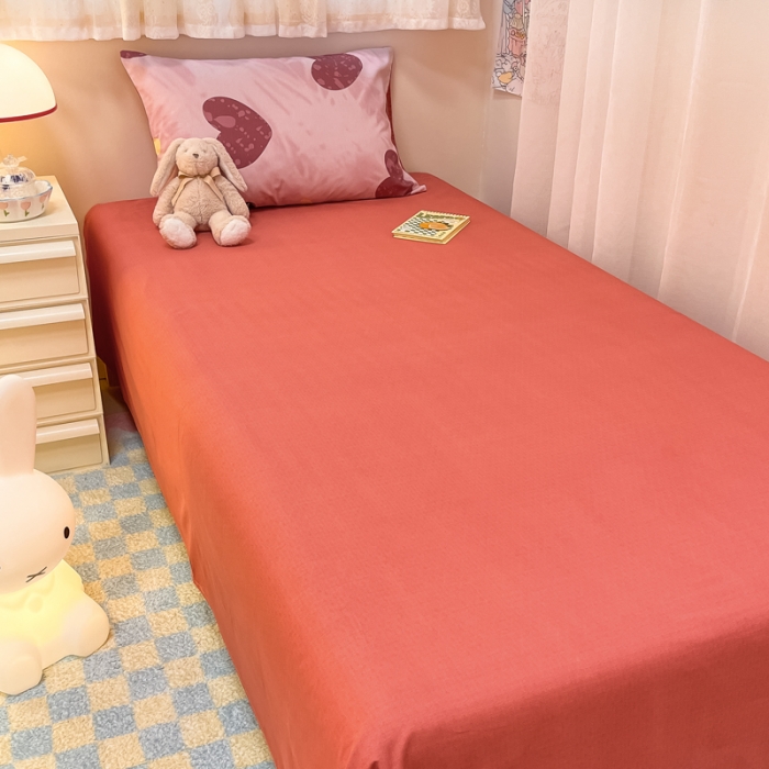 91家纺网 家纺一手货源 找家纺 简宜13070纯棉全棉40支斜纹卡通小清新学生床三件套四件套 浓情爱意