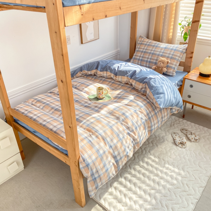 91家纺网 家纺一手货源 找家纺 吉象 2025新款色织学生水洗棉上下铺三件套 云端