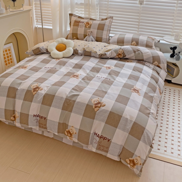 91家纺网 家纺一手货源 找家纺 乐童 2024网红直播爆款吊边＋一字绣工艺款四件套（十） 可爱小熊咖