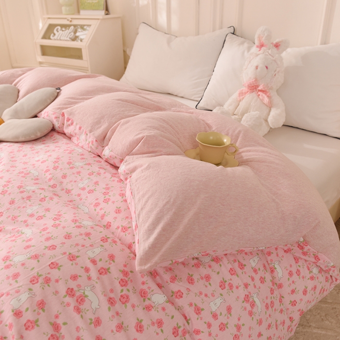 91家纺网 家纺一手货源 找家纺 甜之梦 2025新款针织棉印花单品被套 小碎花粉