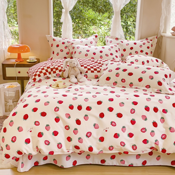 91家纺网 家纺一手货源 找家纺 金丝鸟 2023新款原棉磨毛四件套小清新系列 甜格草莓