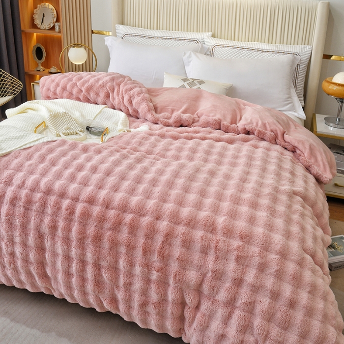 91家纺网 家纺一手货源 找家纺 （总）启优 2023新款兔毛绒多功能毛毯150x200cm兔毛绒被套