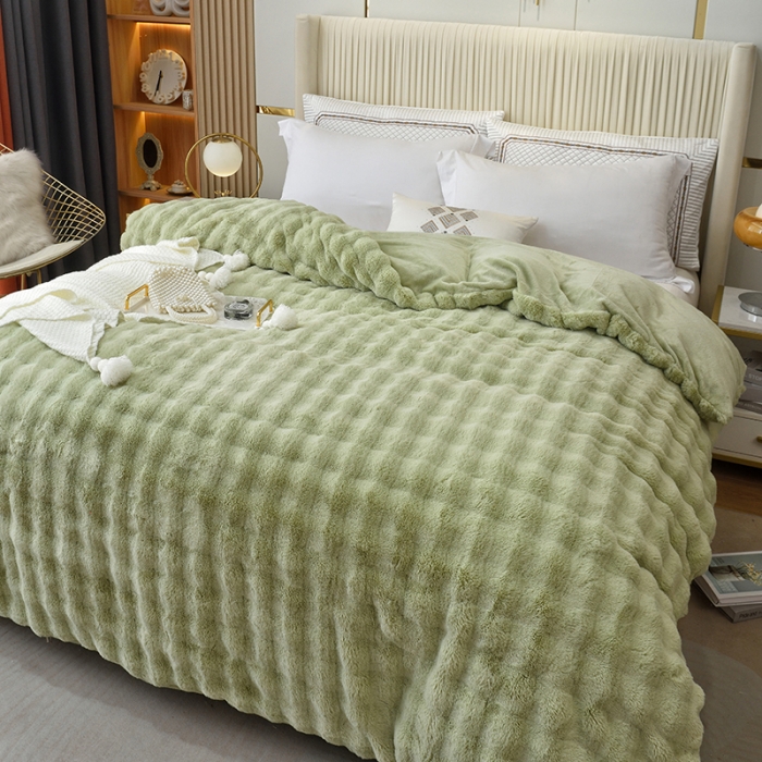 91家纺网 家纺一手货源 找家纺 启优 2023新款高端兔毛绒多功能毛毯380克兔毛绒被套 果绿色