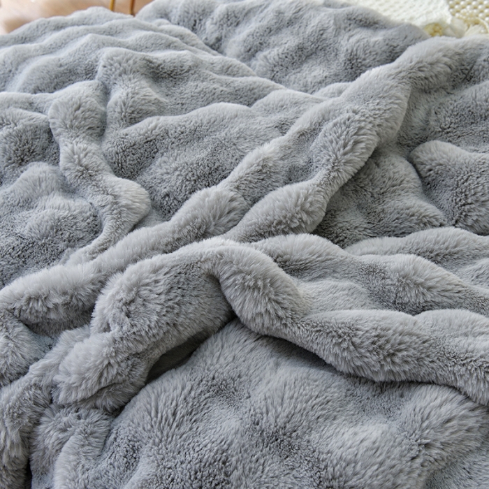 91家纺网 家纺一手货源 找家纺 启优 2023新款高端兔毛绒多功能毛毯380克兔毛绒被套 灰色