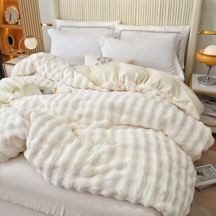 91家纺网 家纺一手货源 找家纺 启优 2023新款高端兔毛绒多功能毛毯380克兔毛绒被套 米白色