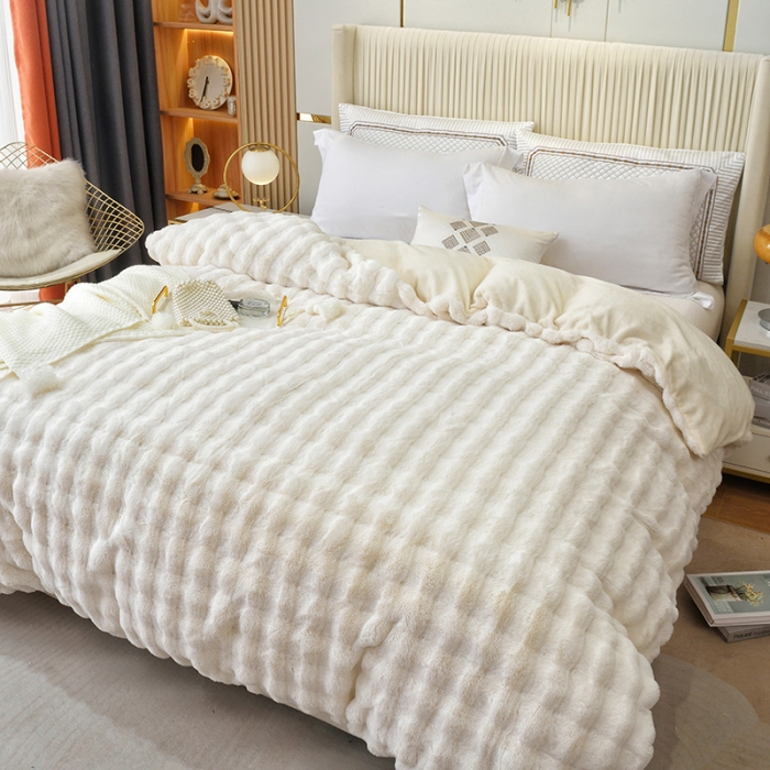 91家纺网 家纺一手货源 找家纺 启优 2023新款高端兔毛绒多功能毛毯380克兔毛绒被套 米白色