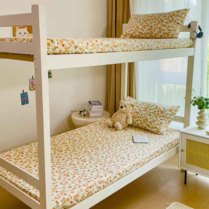 91家纺网 家纺一手货源 找家纺 金丝鸟 2023新款全棉全包床笠学生系列 花千朵