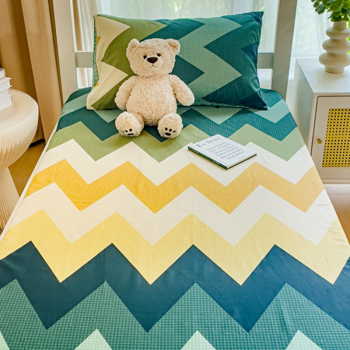 91家纺网 家纺一手货源 找家纺 金丝鸟 2023新款全棉全包床笠学生系列 小波浪