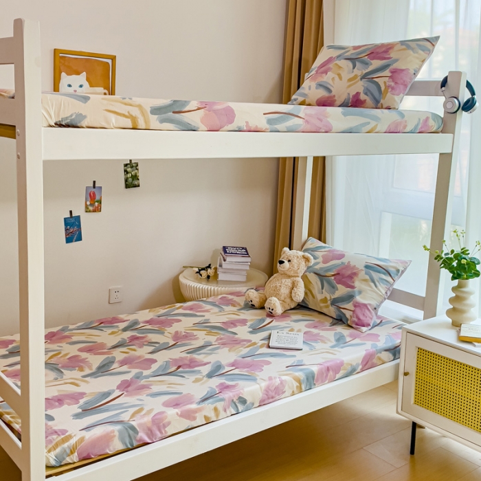 91家纺网 家纺一手货源 找家纺 金丝鸟 2023新款全棉全包床笠学生系列 晕染花香