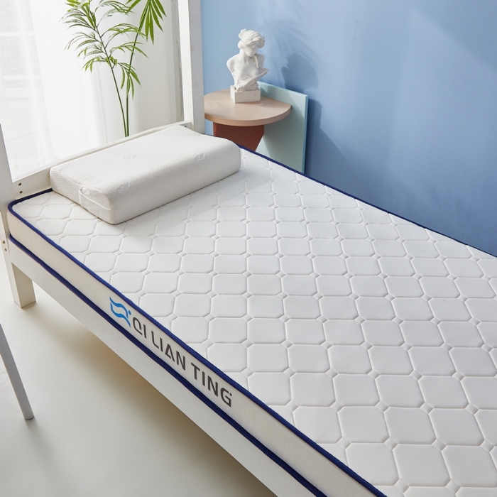 91家纺网 家纺一手货源 找家纺 祁恋婷 2023新款A类牛奶丝乳胶记忆棉床垫【床垫遮盖物】-学生款 菱形白