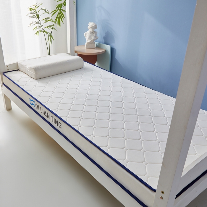 91家纺网 家纺一手货源 找家纺 祁恋婷 2023新款A类牛奶丝乳胶记忆棉床垫【床垫遮盖物】-学生款 菱形白