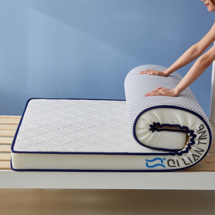 91家纺网 家纺一手货源 找家纺 祁恋婷 2023新款A类牛奶丝乳胶记忆棉床垫【床垫遮盖物】-学生款 菱形白