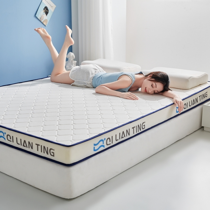 91家纺网 家纺一手货源 找家纺 祁恋婷 2023新款A类牛奶丝乳胶记忆棉床垫【床垫遮盖物】 QLT-元气白
