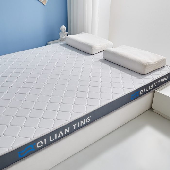 91家纺网 家纺一手货源 找家纺 祁恋婷 2023新款A类牛奶丝乳胶记忆棉床垫【床垫遮盖物】 QLT-元气灰