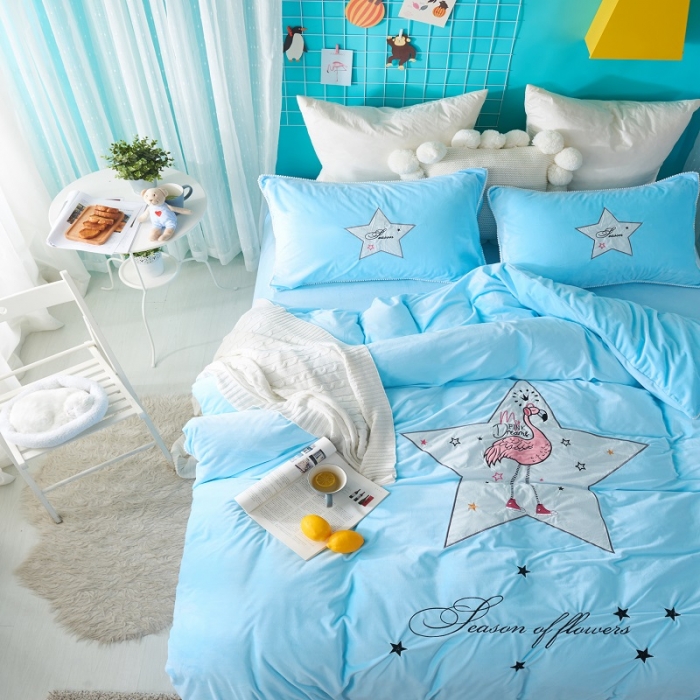 91家纺网 家纺一手货源 找家纺 梵克保罗 2024新款秋冬婴儿绒卡通轻奢刺绣四件套 火列鸟-天兰