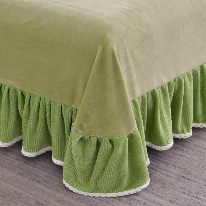 91家纺网 家纺一手货源 找家纺 馨梦缘 2025轻奢宽边纯色A类牛奶绒雕花四件套 贵族-山茶花苹果绿