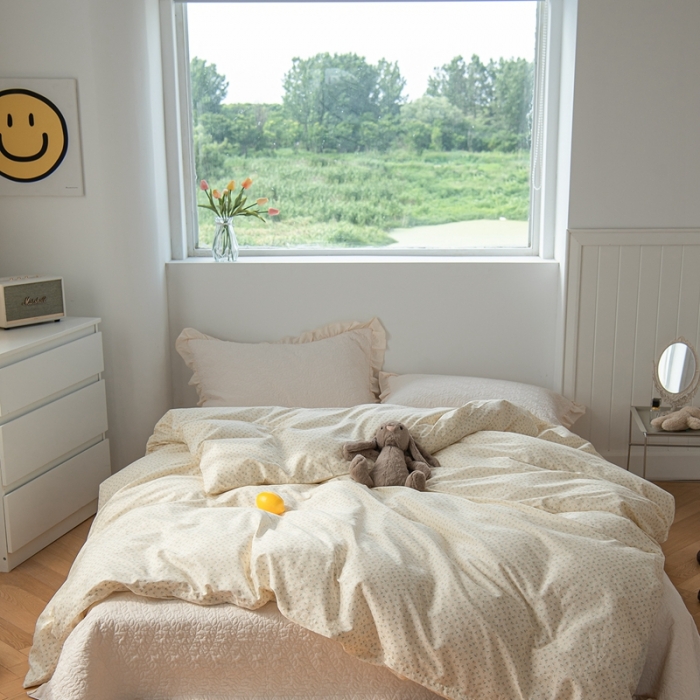 91家纺网 家纺一手货源 找家纺 洋铭区 2023新款全棉单品被套 淡雅小碎花