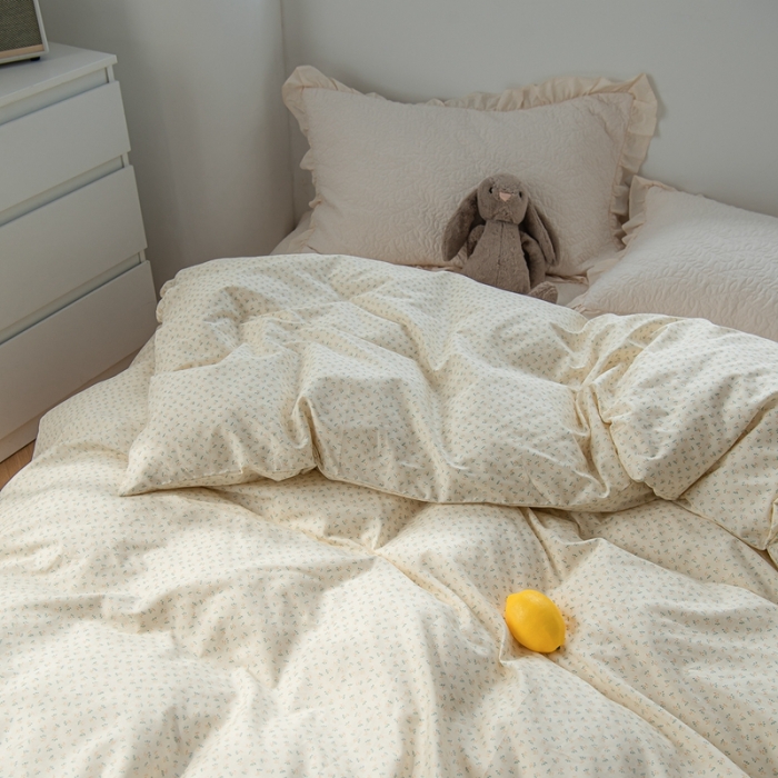 91家纺网 家纺一手货源 找家纺 洋铭区 2023新款全棉单品被套 淡雅小碎花