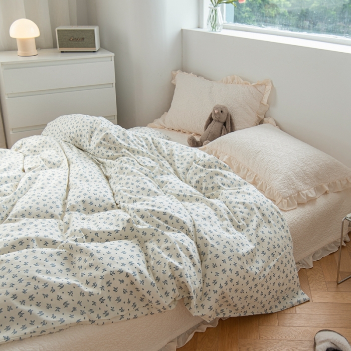 91家纺网 家纺一手货源 找家纺 洋铭区 2023新款全棉单品被套 蓝花语