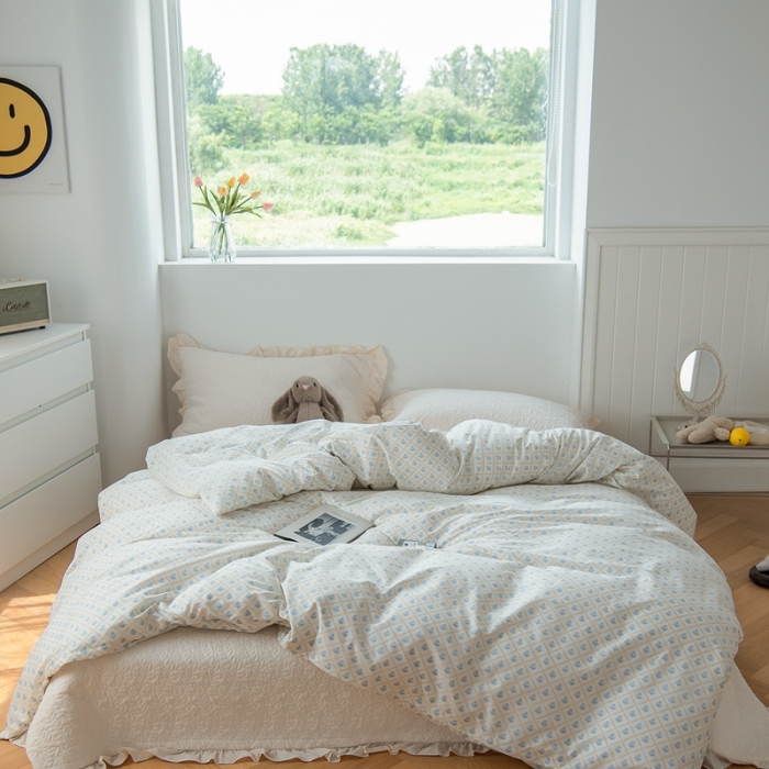 91家纺网 家纺一手货源 找家纺 洋铭区 2023新款全棉单品被套 菱格小兰