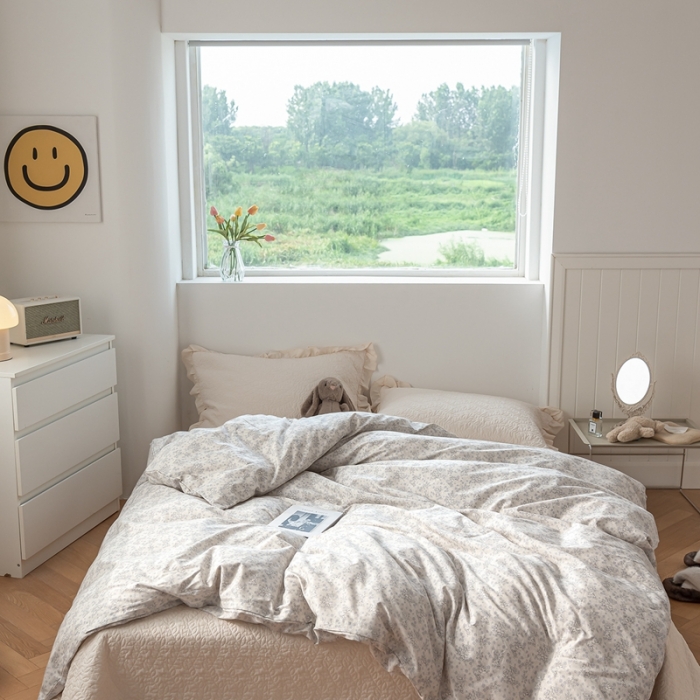 91家纺网 家纺一手货源 找家纺 洋铭区 2023新款全棉单品被套 米色小花