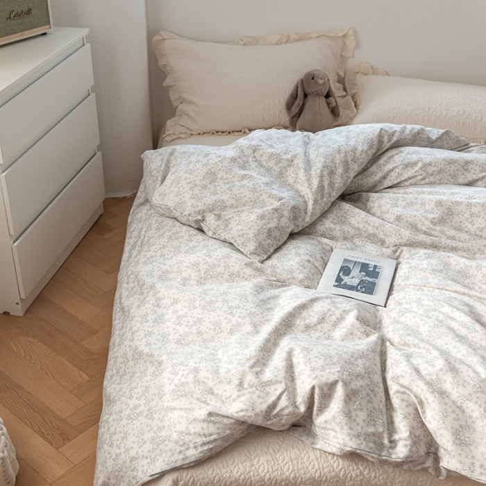 91家纺网 家纺一手货源 找家纺 洋铭区 2023新款全棉单品被套 米色小花