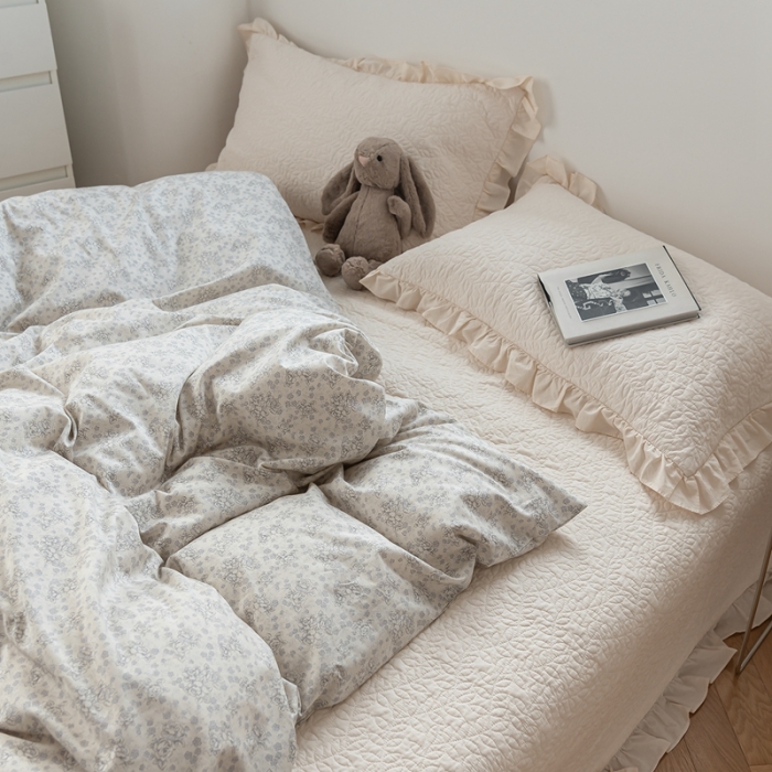 91家纺网 家纺一手货源 找家纺 洋铭区 2023新款全棉单品被套 米色小花