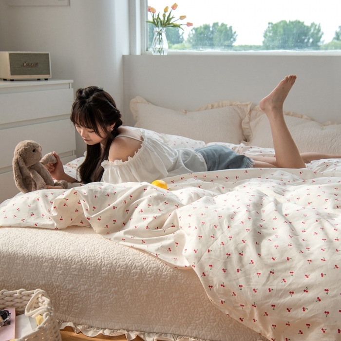 91家纺网 家纺一手货源 找家纺 洋铭区 2023新款全棉单品被套 小红樱桃