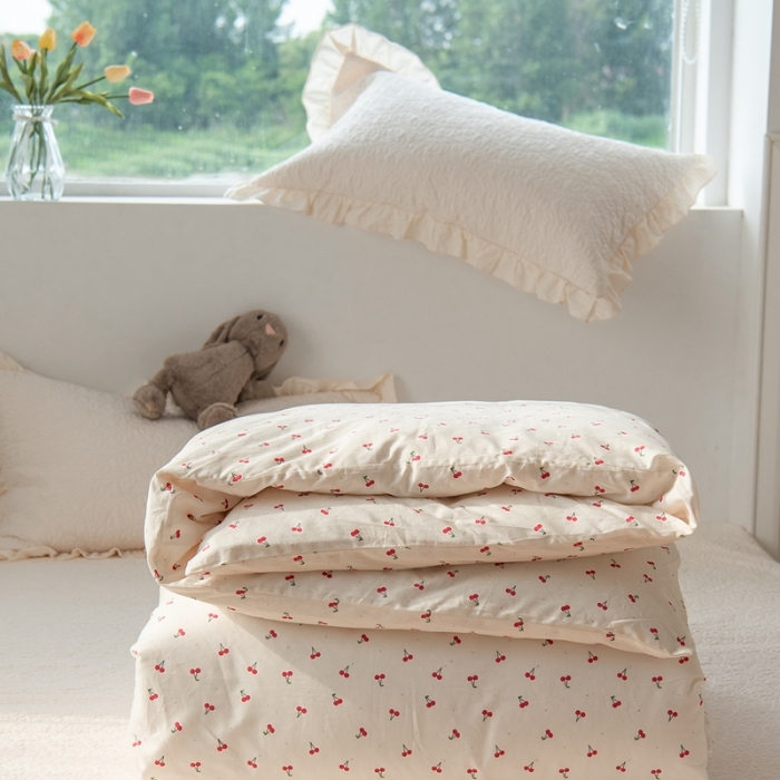 91家纺网 家纺一手货源 找家纺 洋铭区 2023新款全棉单品被套 小红樱桃