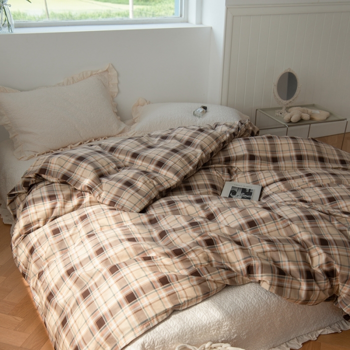 91家纺网 家纺一手货源 找家纺 洋铭区 2023新款全棉单品被套 棕格