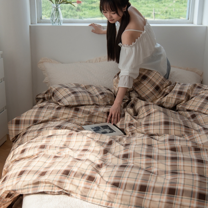 91家纺网 家纺一手货源 找家纺 洋铭区 2023新款全棉单品被套 棕格