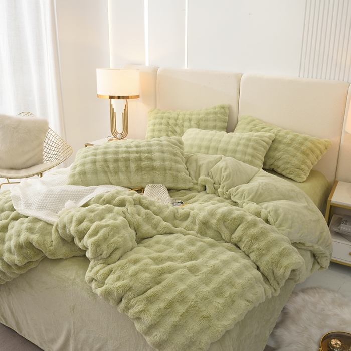 91家纺网 家纺一手货源 找家纺 启优家纺 2023新款泡芙兔毛绒四件套 果绿