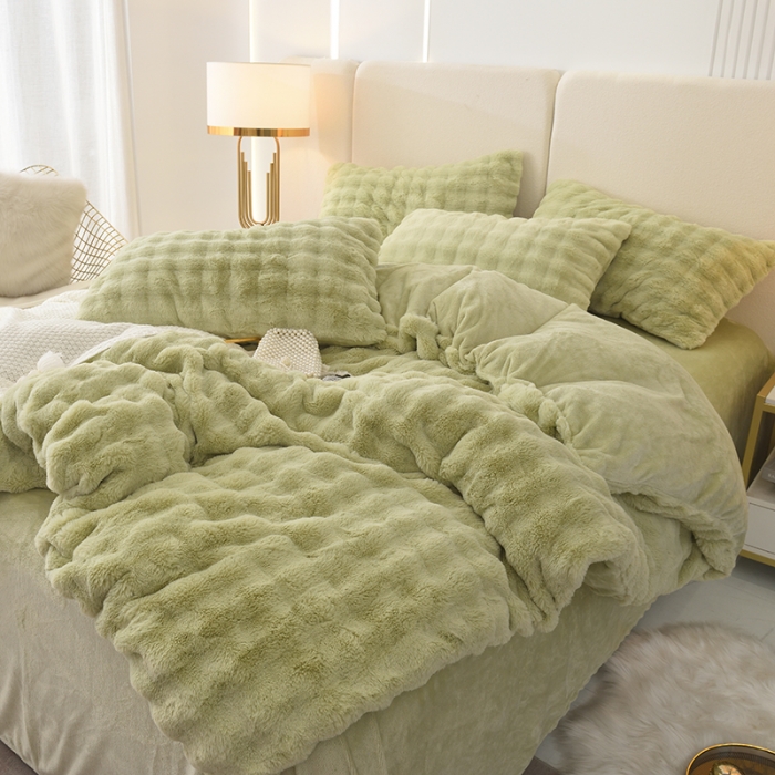 91家纺网 家纺一手货源 找家纺 启优家纺 2023新款泡芙兔毛绒四件套 果绿