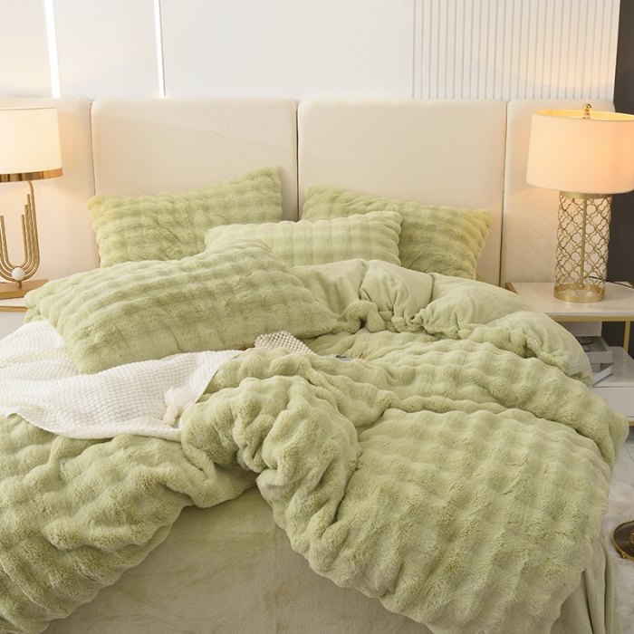 91家纺网 家纺一手货源 找家纺 启优家纺 2023新款泡芙兔毛绒四件套 果绿