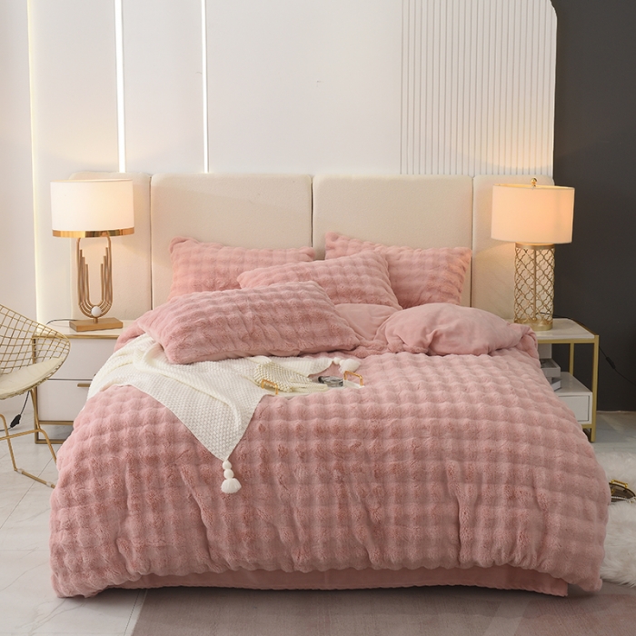 91家纺网 家纺一手货源 找家纺 启优家纺 2023新款泡芙兔毛绒四件套 蜜桃粉