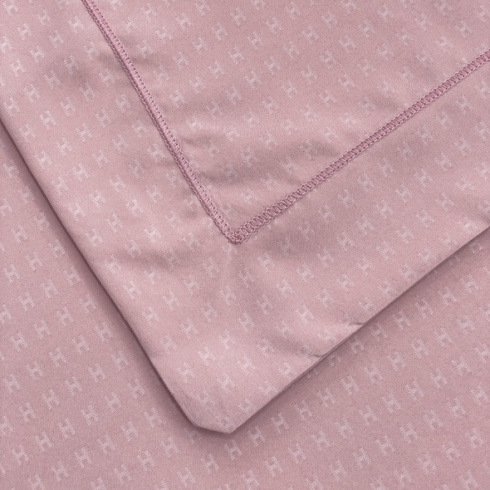 91家纺网 家纺一手货源 找家纺 靓生活 2023新款欧曼系列锦棉提花刺绣四件套 欧曼-藕粉