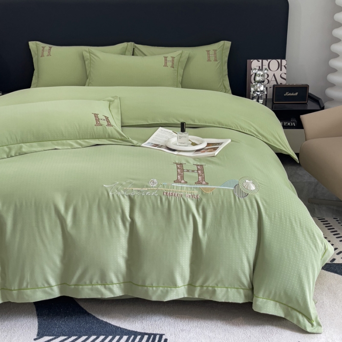 91家纺网 家纺一手货源 找家纺 靓生活 2023新款欧曼系列锦棉提花刺绣四件套 欧曼-浅绿