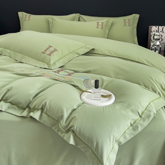 91家纺网 家纺一手货源 找家纺 靓生活 2023新款欧曼系列锦棉提花刺绣四件套 欧曼-浅绿